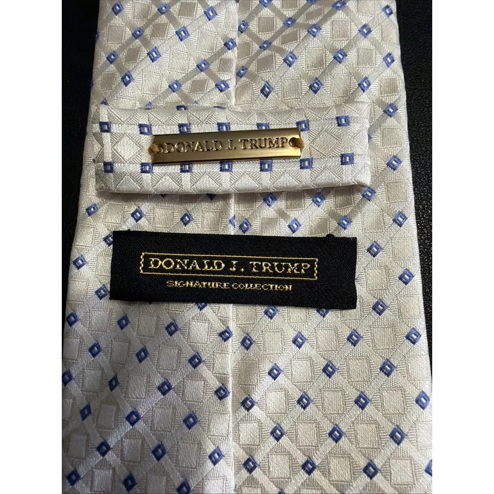 Donald J Trump Signature Collection Geometric Pattern Tie!